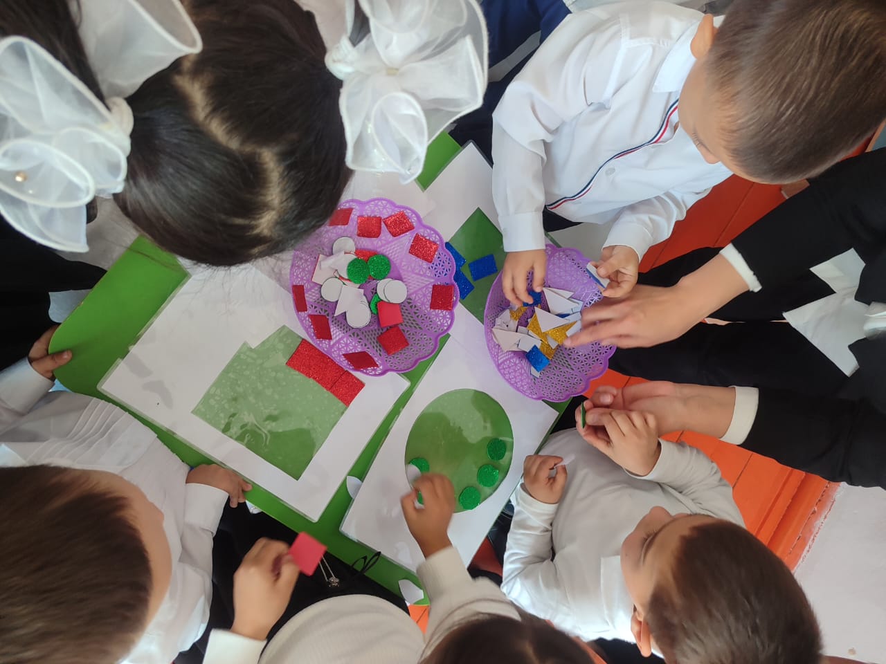 Күншуақ бөбекжай бақшасының МКҚК-ның желтоқсан айының консультациялық пунк жұмысының жылдық жоспары бойынша балабақша тәрбиеленушілердің ата-аналарымен