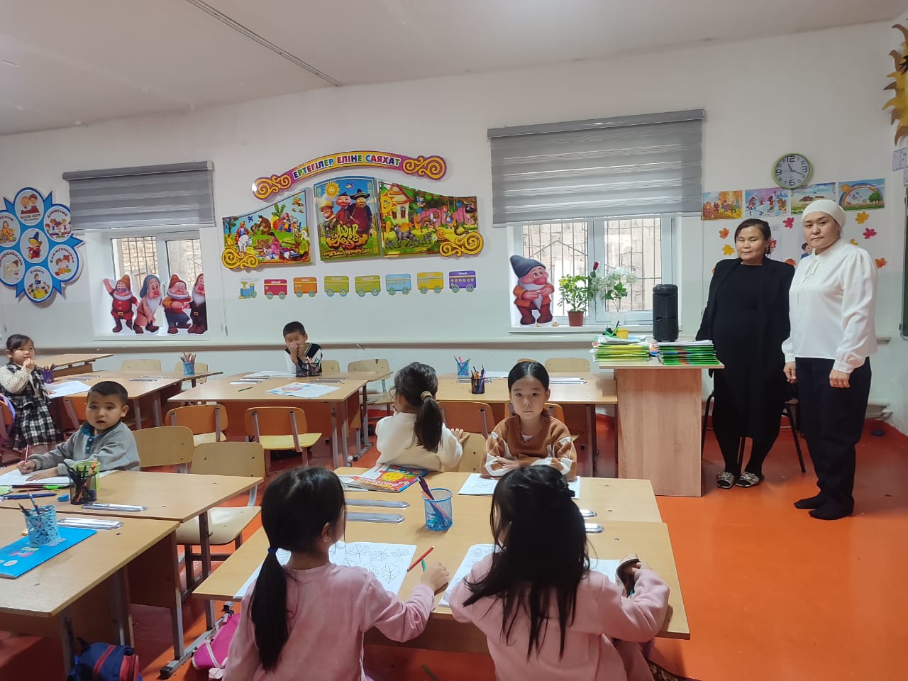 Жетісай ауданы білім бөліміне қарасты «Күншуақ»бөбекжай